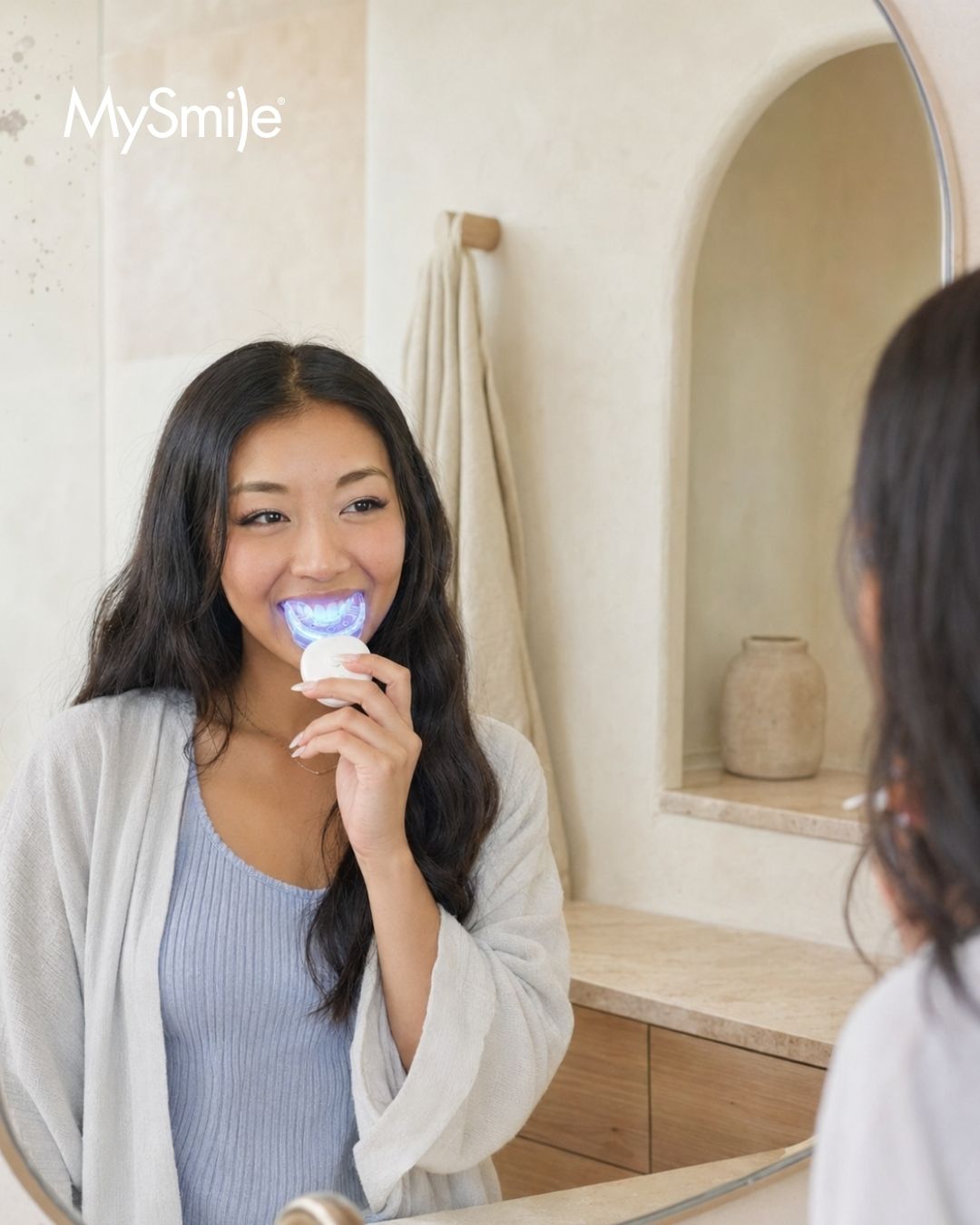 How to Use a Teeth Whitening Kit Safely at Home