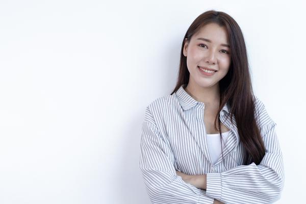 Cost-Effective Way To Whiten The Teeth - MySmile