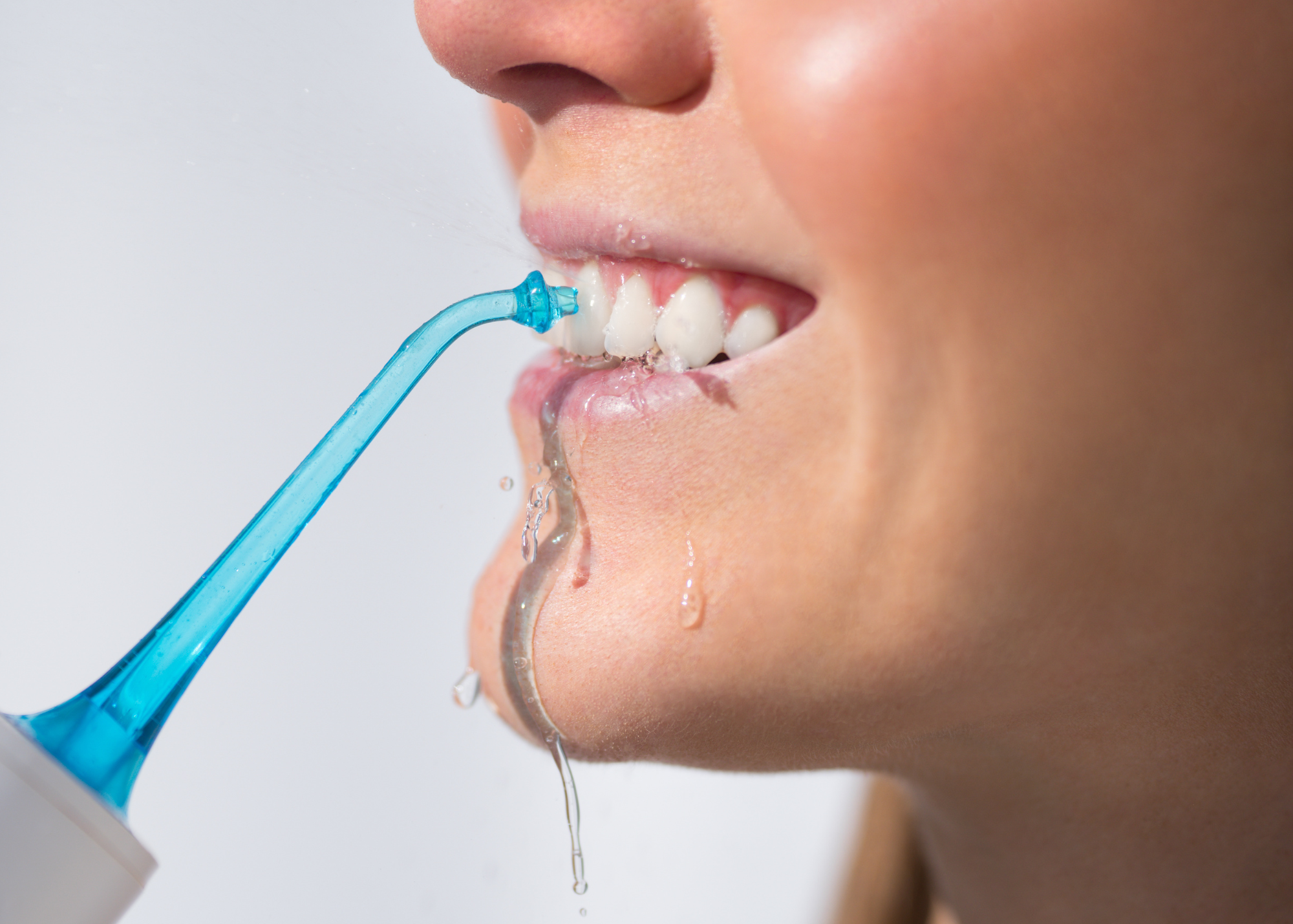 Do Dentists Actually Recommend Water Flossers? 5 Reasons Why Water Flossers Will Revolutionize Your Oral Hygiene Routine