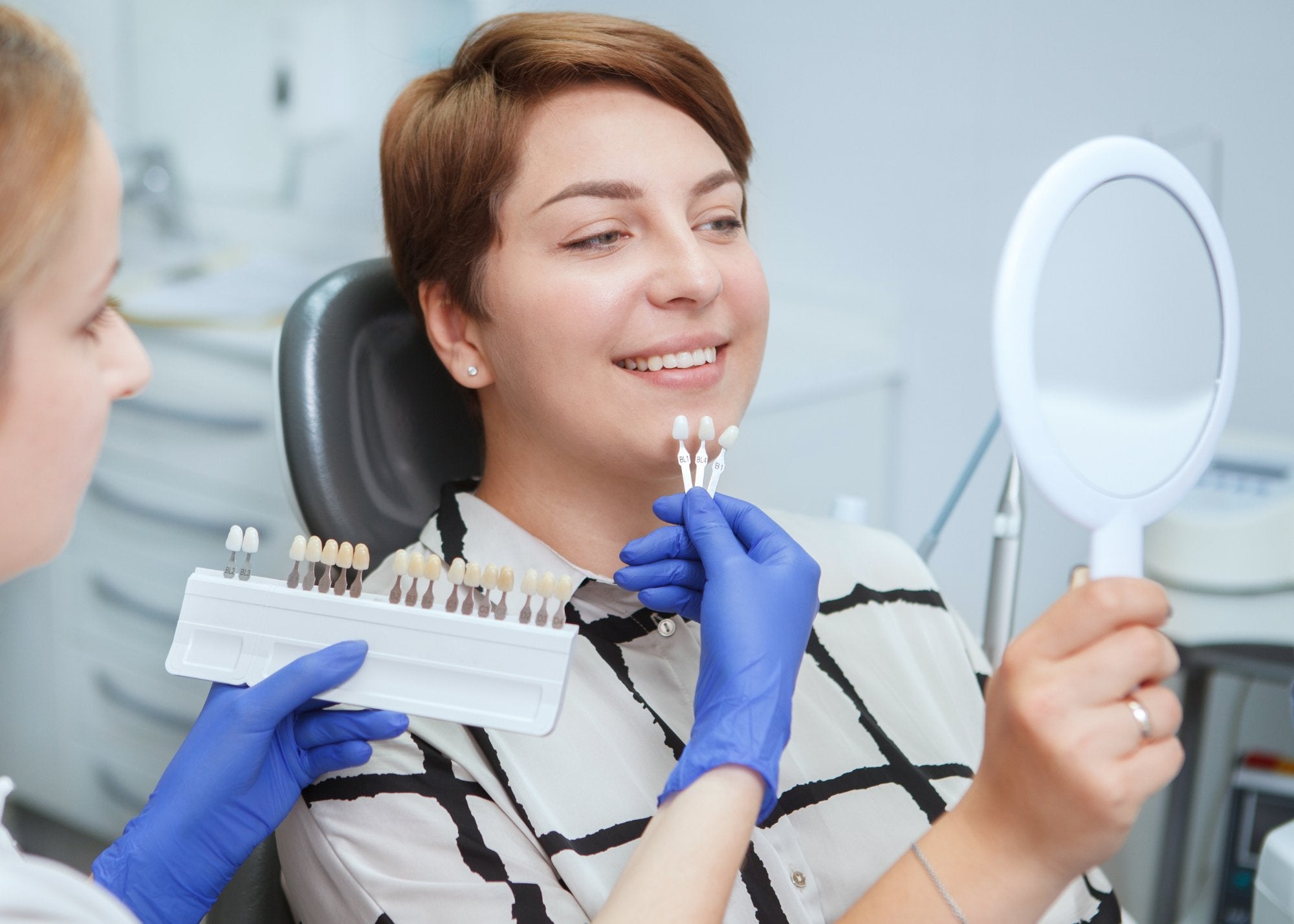 Achieve a White Smile Through a Comfortable Teeth Whitening Treatment | MySmile - MySmile