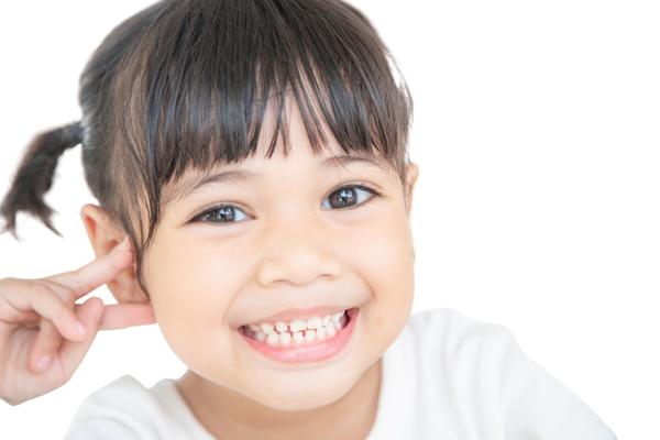 How to Use Whitening Strips Safely with Kids - MySmile