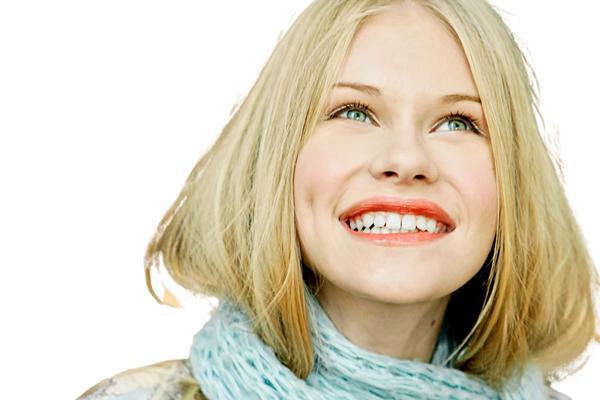 The Benefits of Teeth Whitening Toothpaste for a Brighter Smile - MySmile