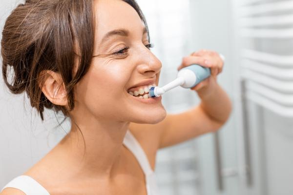 Why Choose Electric Toothbrush over Regular Toothbrush - MySmile